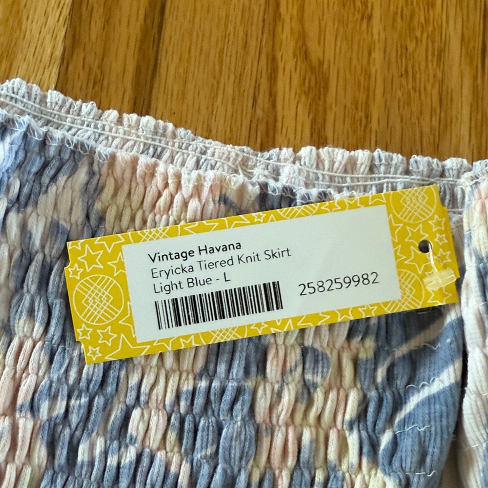 Girls Elastic Waist Skirts, Size Large (12/14) - Picture 5 of 6